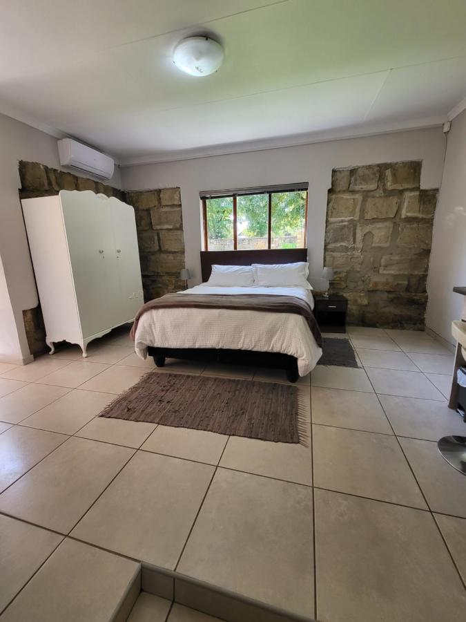 Sandstone Kroonstad Eksteriør billede